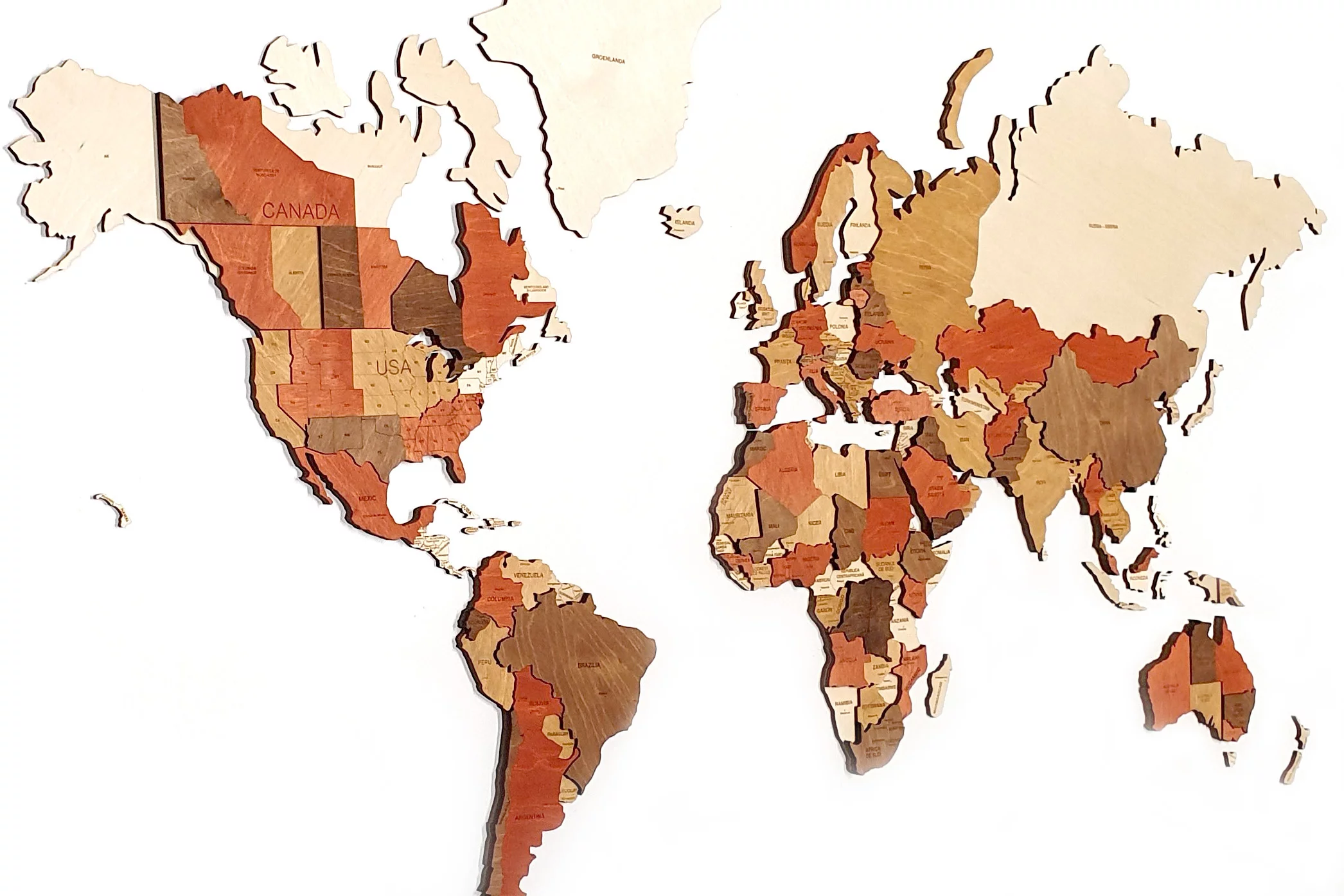 harta lumii cu insule 4 culori