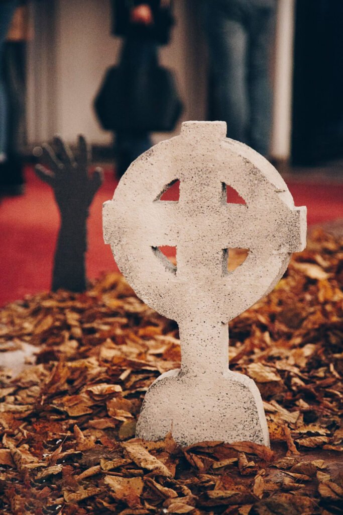 Decoratiune cimitir cruce celtica