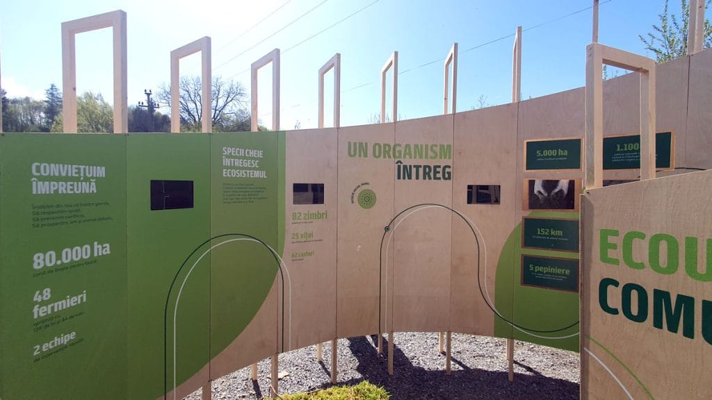 Panouri imprimate UV instalatie interactiva