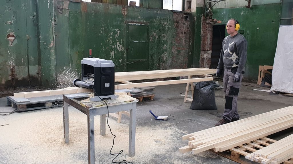 Rindeluire electrică lemne lungi